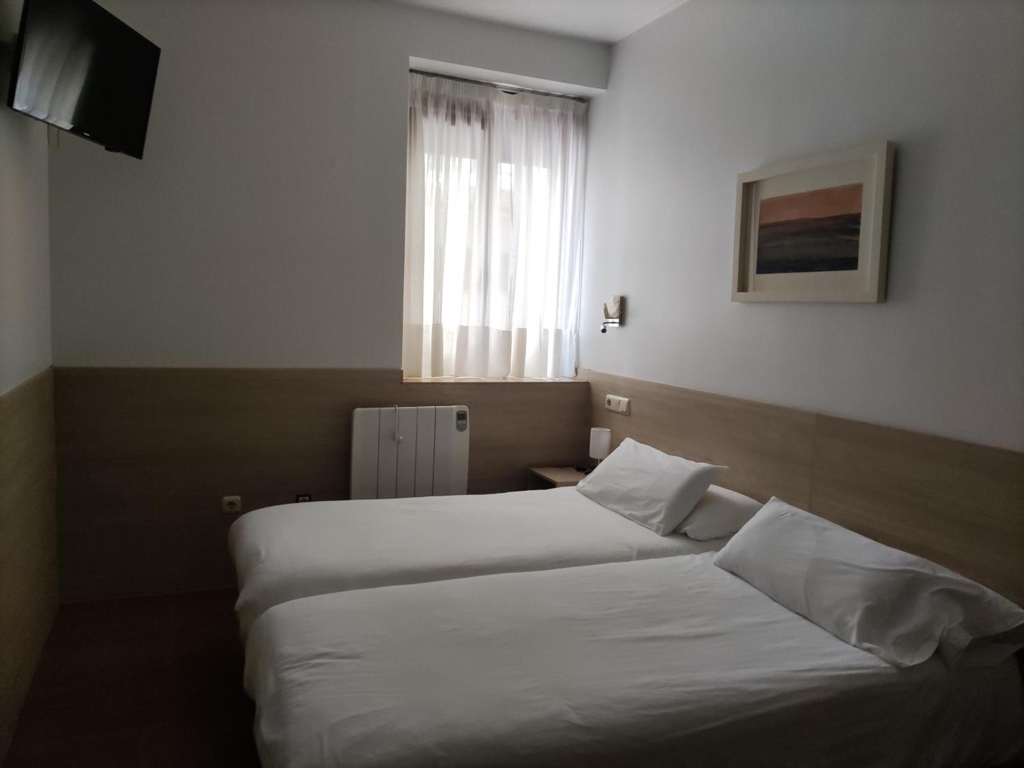 Pension Atxiki Сан-Себастьян Номер фото